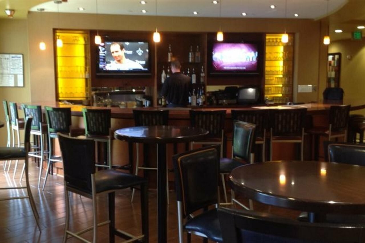 Фото DoubleTree by Hilton Austin - University Area