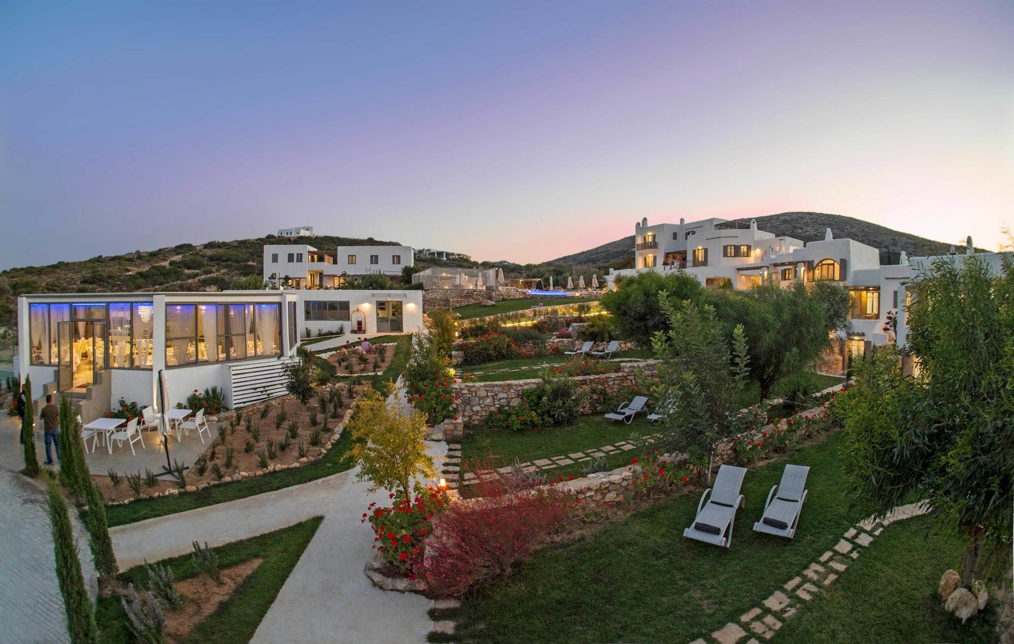 Фото Naoussa Hills Boutique Resort - Adults Only