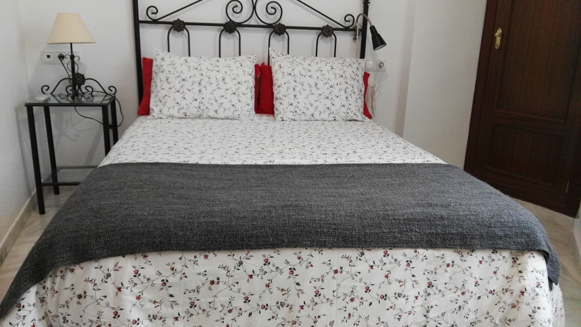 Фото Fan Flat Rosaleda