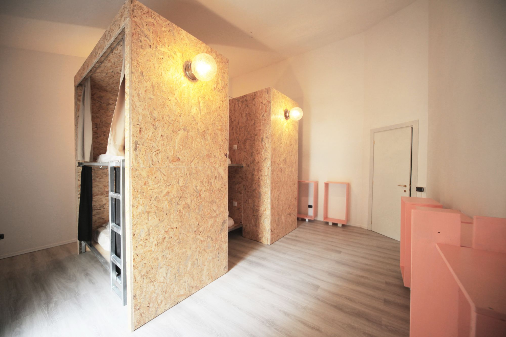 Фото Dopa Hostel