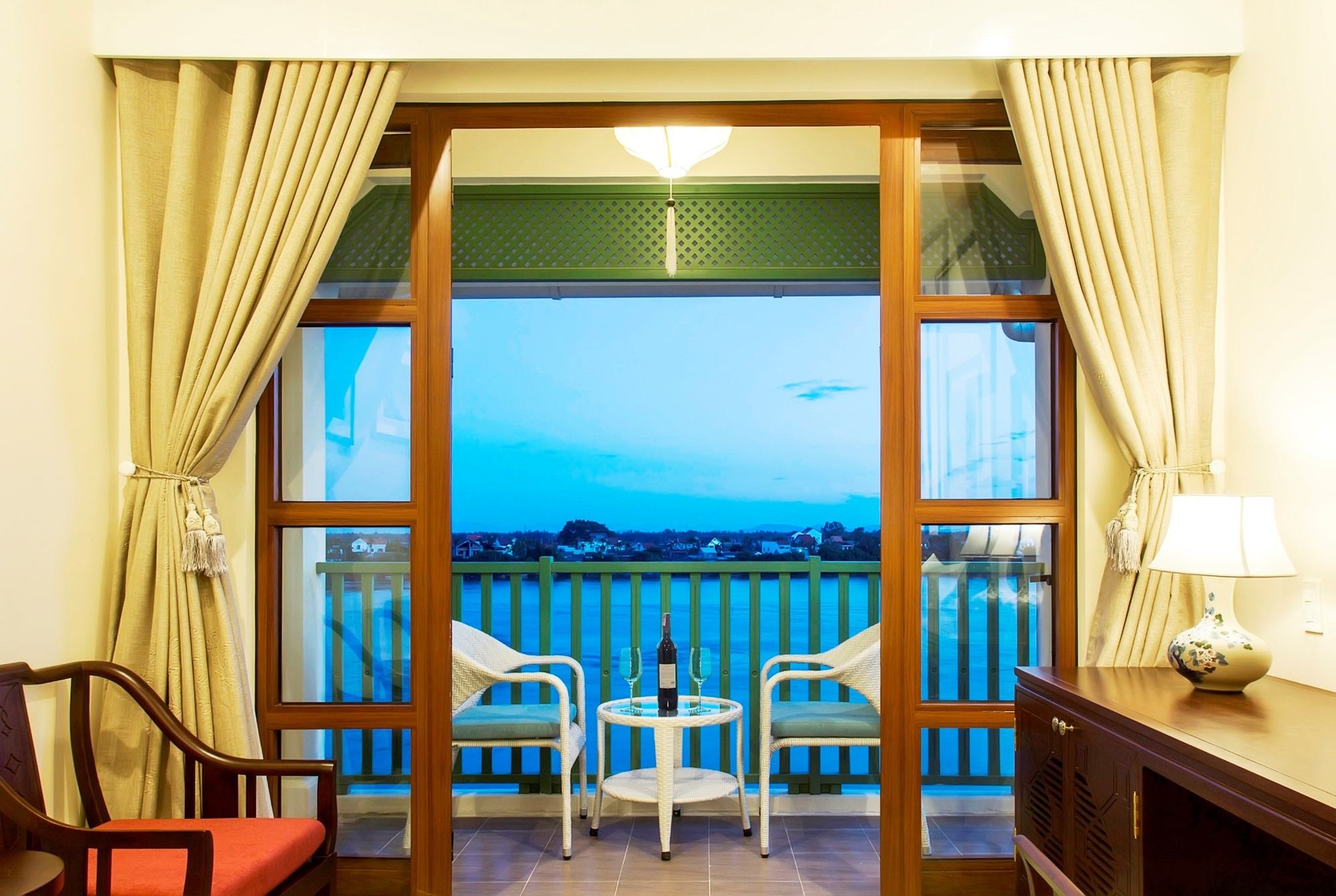 Фото Lantana Hoi An Riverside Boutique Hotel