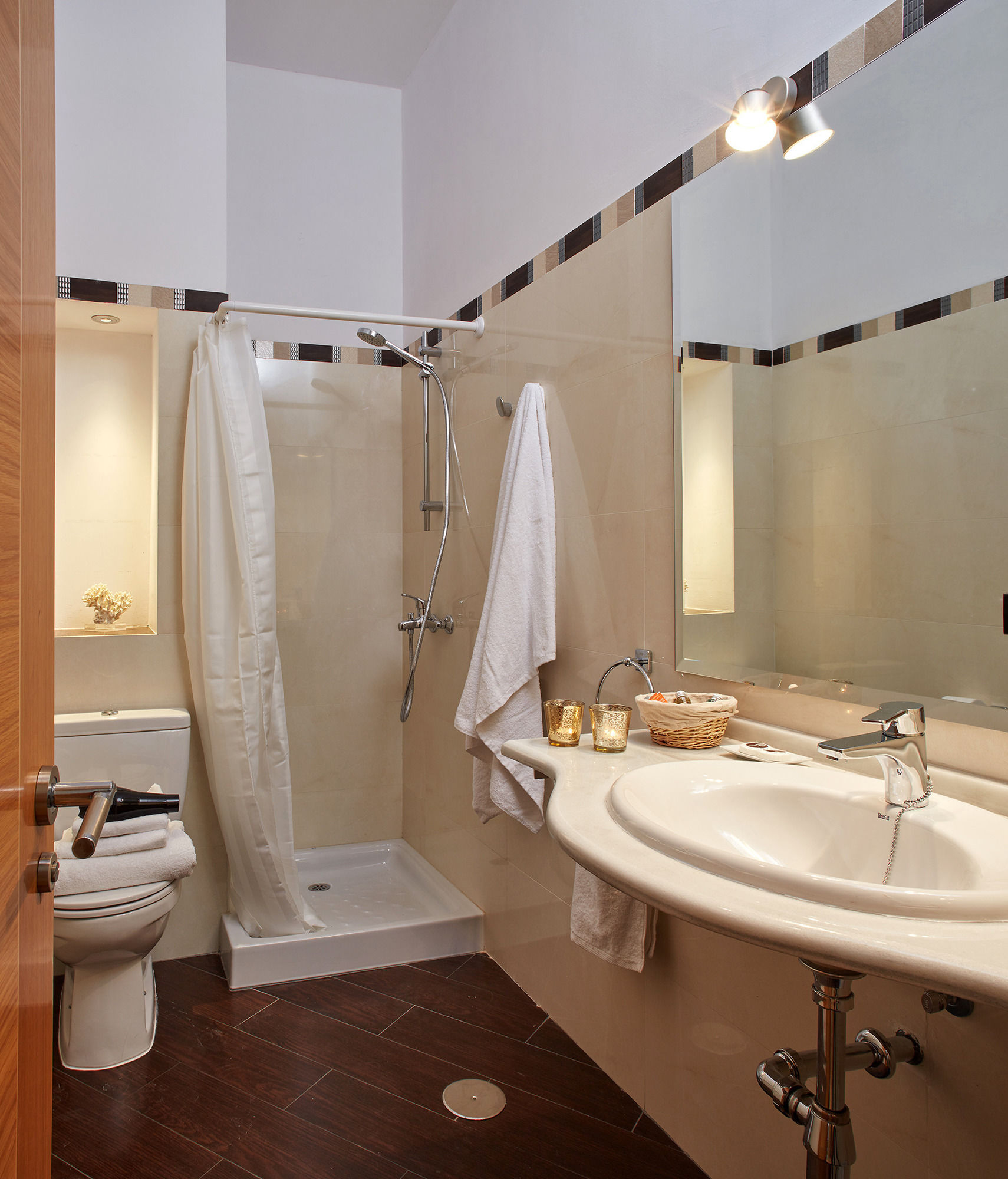 Фото Lodgingmalaga Plaza de la Constitución