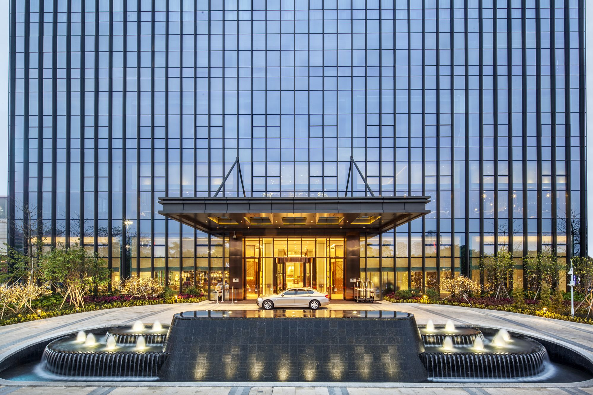 Фото DoubleTree by Hilton Hotel Shenzhen Longhua