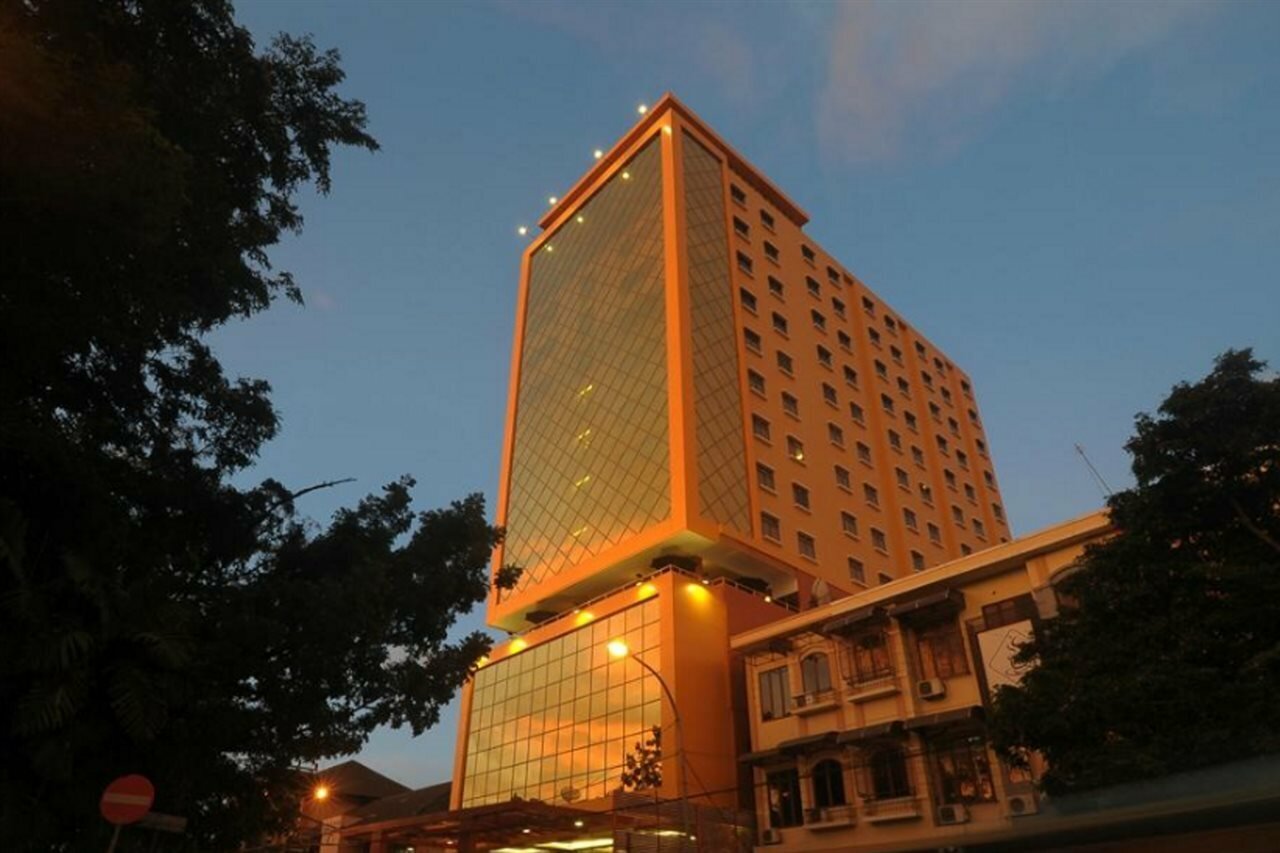 Фото Best Western Plus Makassar Beach