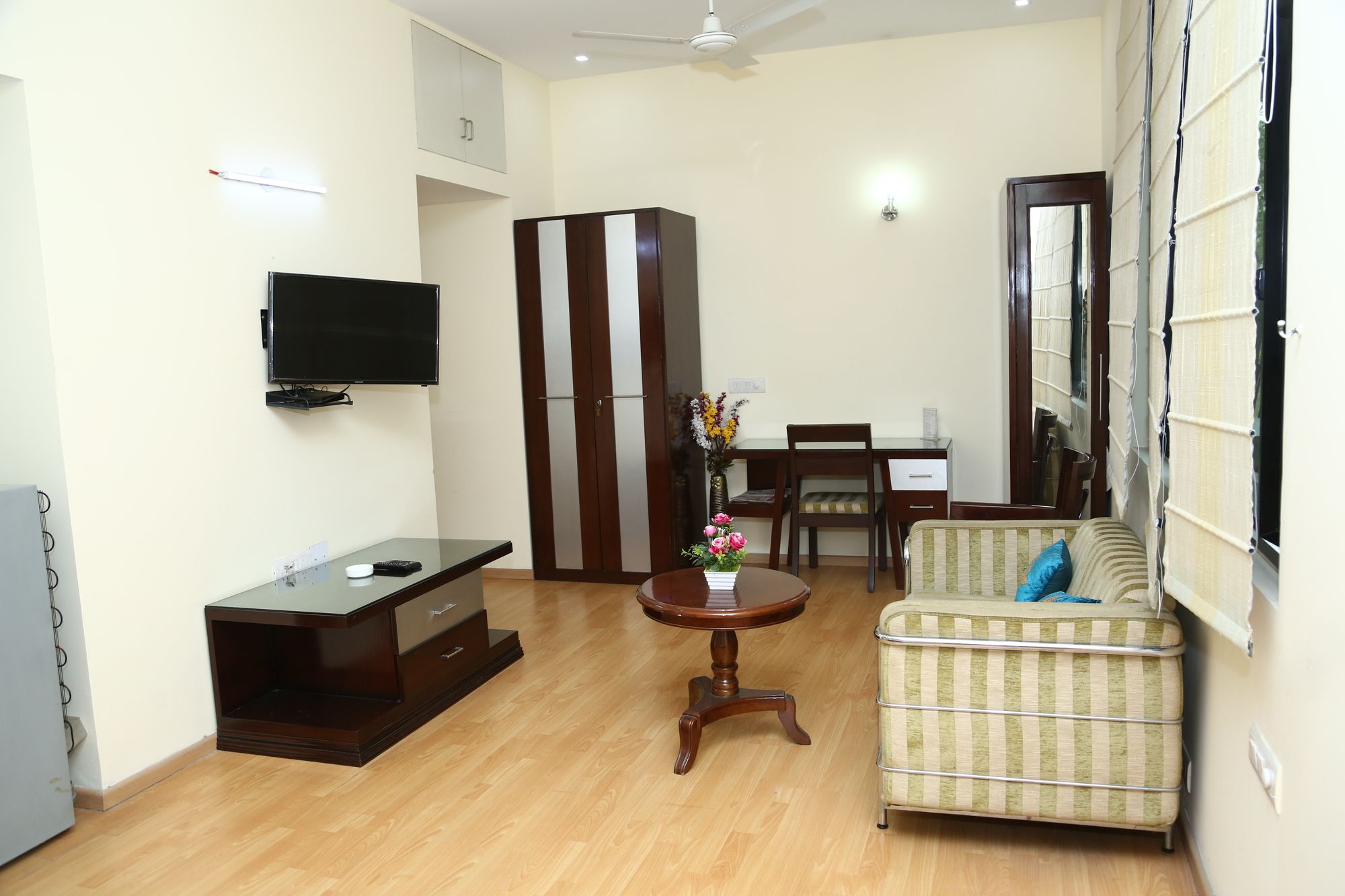 Фото Imperial Apartments