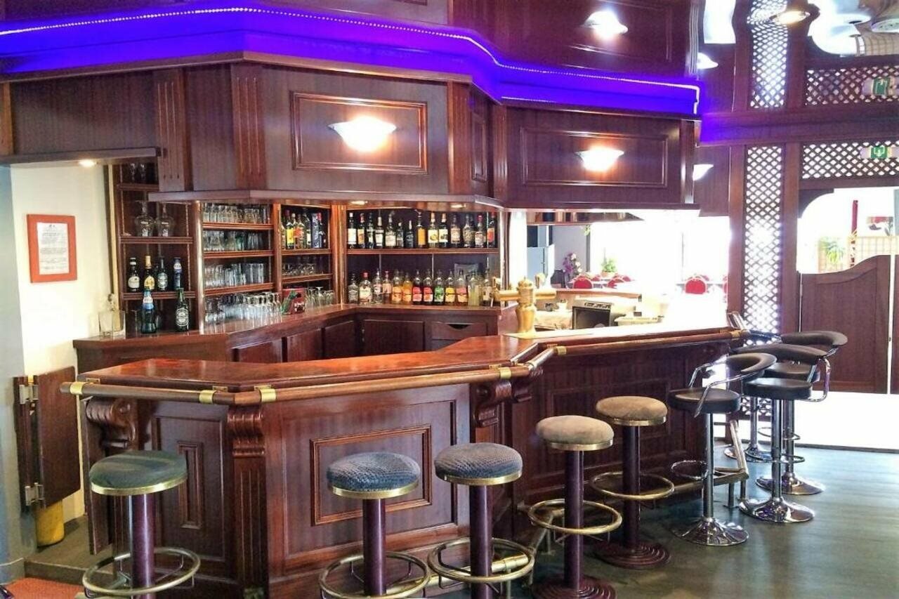 Фото Hotel Kyriad Saint Fargeau Ponthierry Apollonia