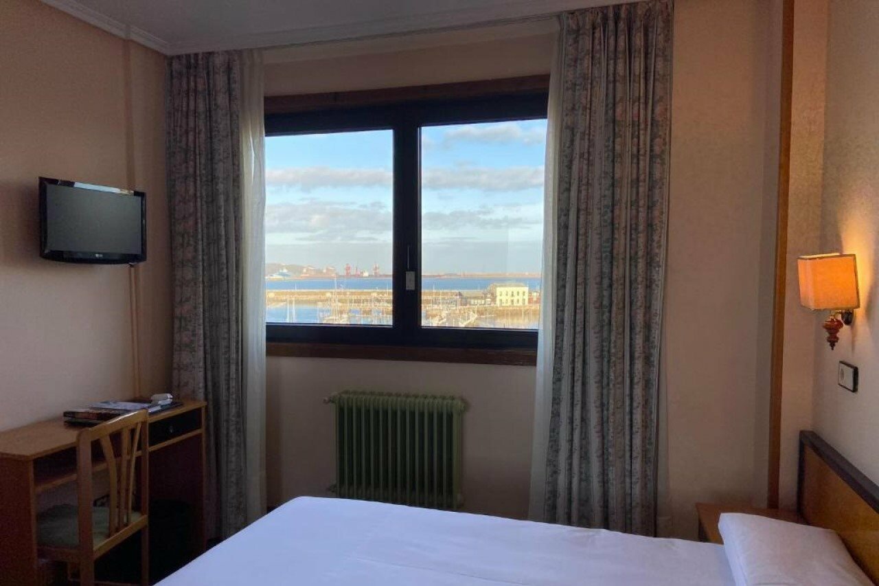 Фото Hotel Alda El Pasaje