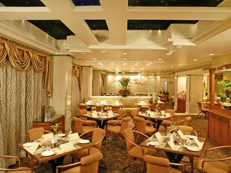 Фото Hotel Kohinoor Continental, Airport