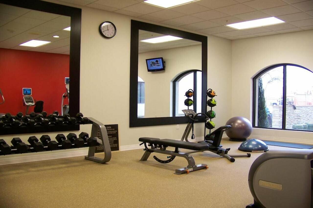 Фото Hilton Garden Inn Las Colinas