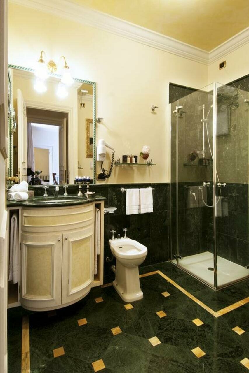 Фото Petit Palais Hotel De Charme