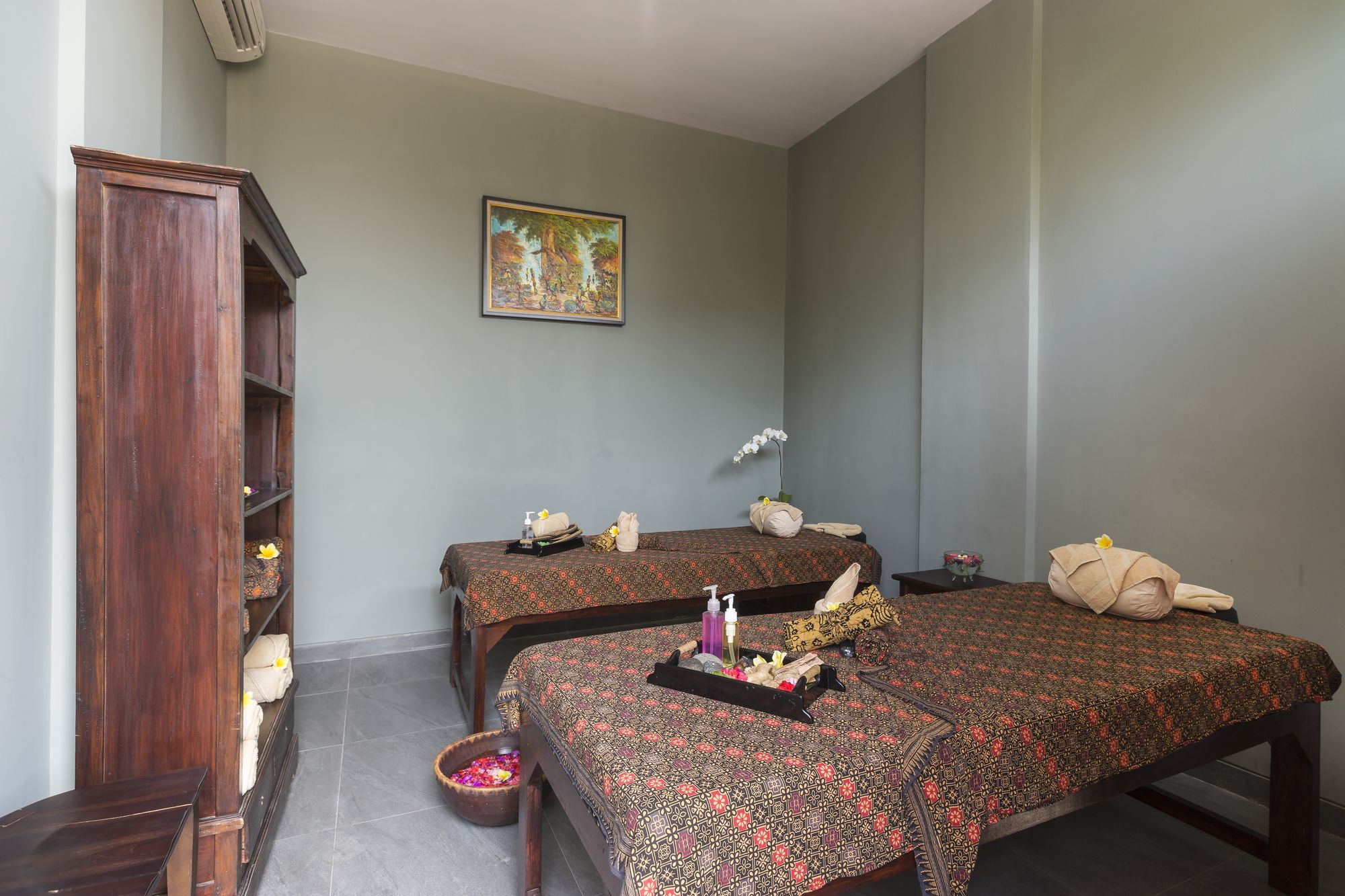 Фото Sense Canggu Beach Hotel