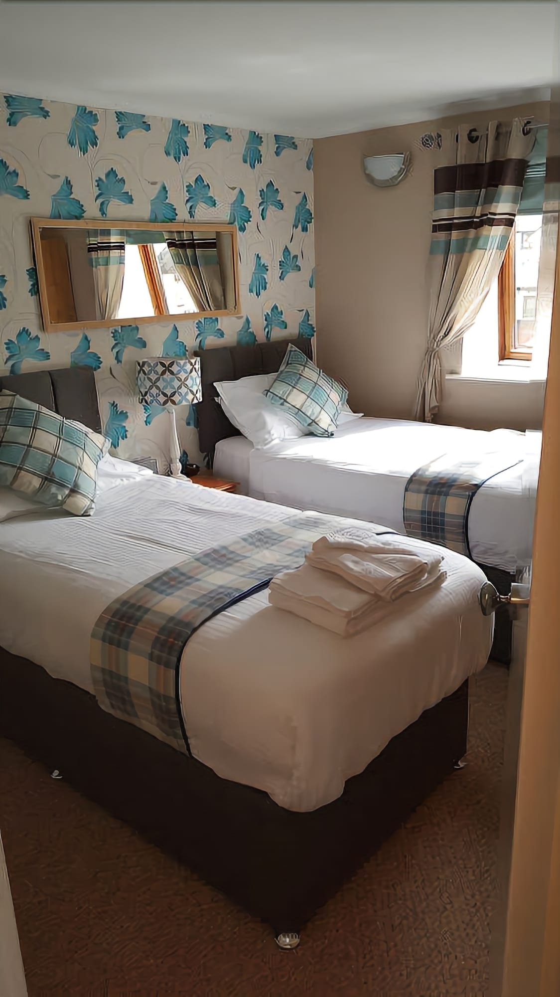 Фото Oyo Inverour Guest House