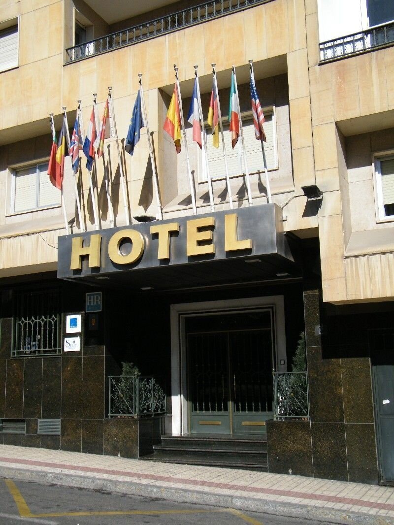 Фото отеля 1