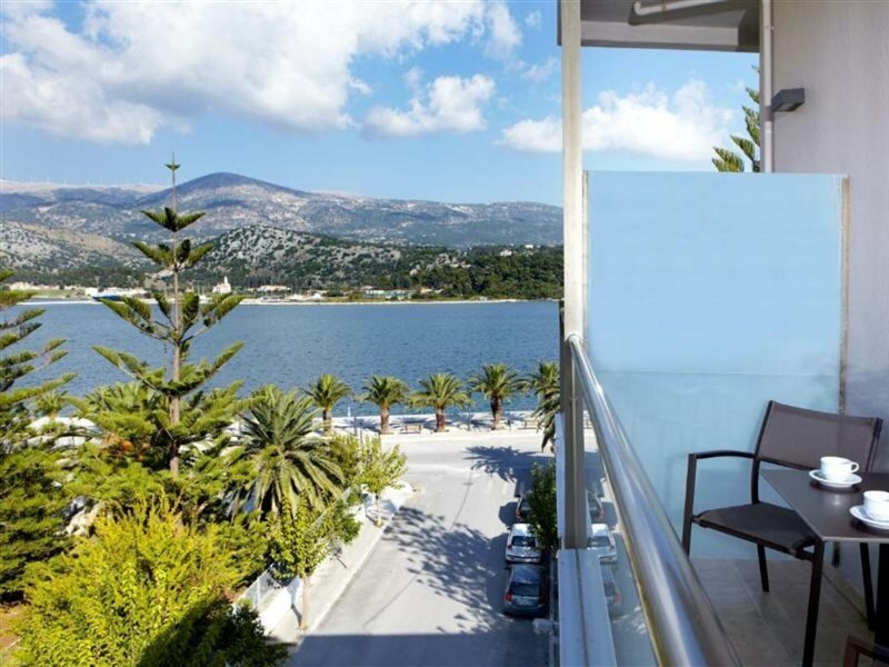 Фото Mouikis Hotel