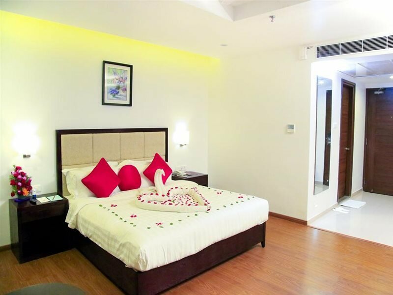 Фото Triguna Clarks Inn
