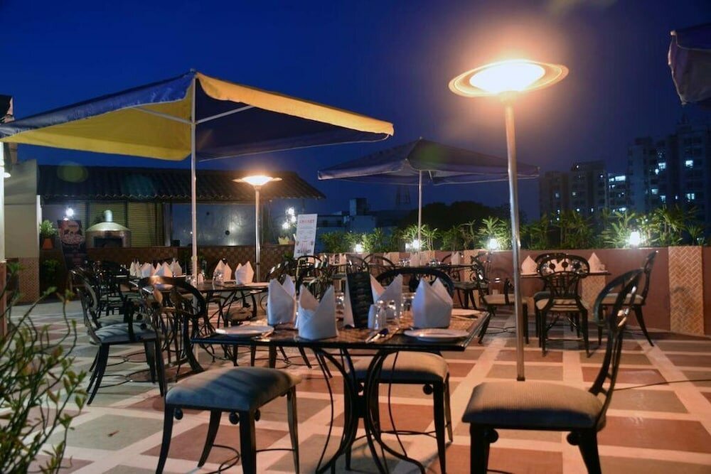 Фото La Place Sarovar Portico, Lucknow