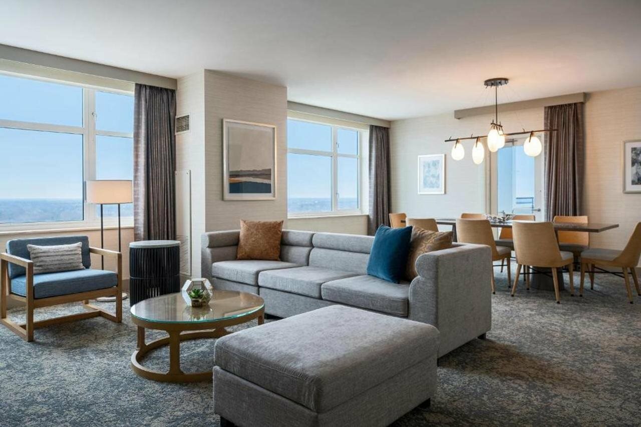 Фото The Westin Chicago Lombard