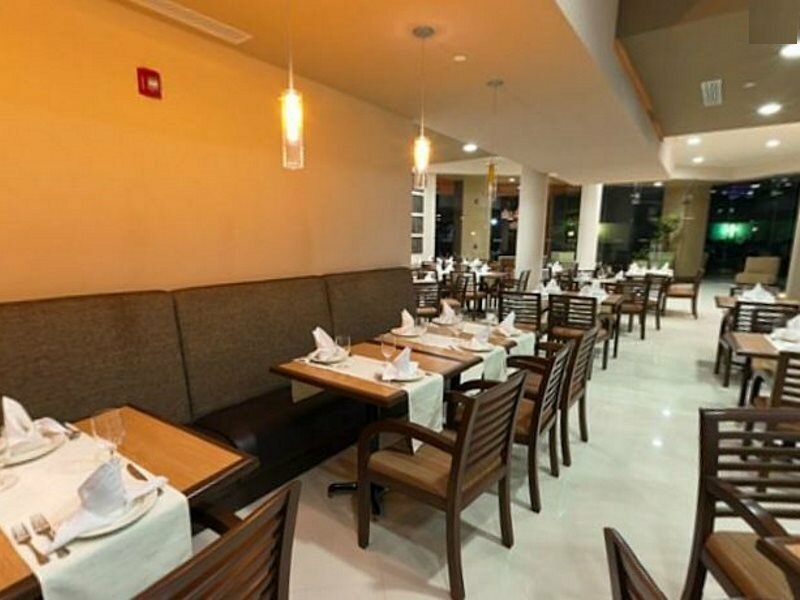 Фото Holiday Inn Tijuana Zona Rio Hotel