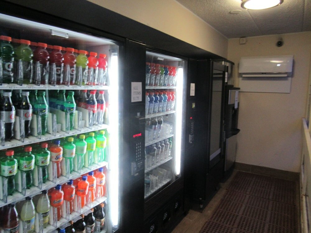 Фото Red Roof Inn Ann Arbor - University of Michigan South