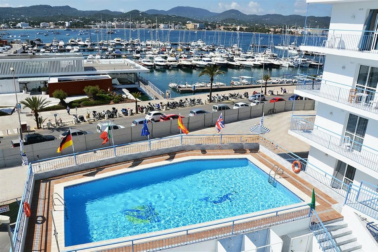 Фото Aparthotel Vibra Del Mar - Adults Only