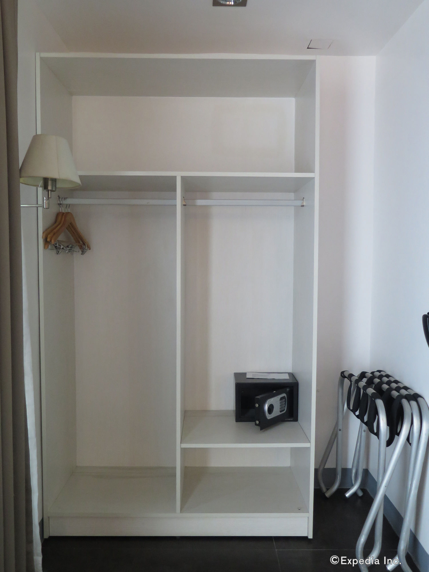 Фото Pillows Hotel