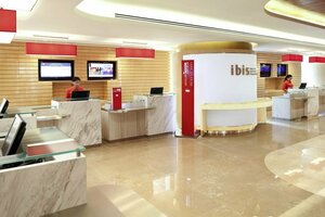 Гостиница Ibis Hong Kong Central And Sheung Wan 