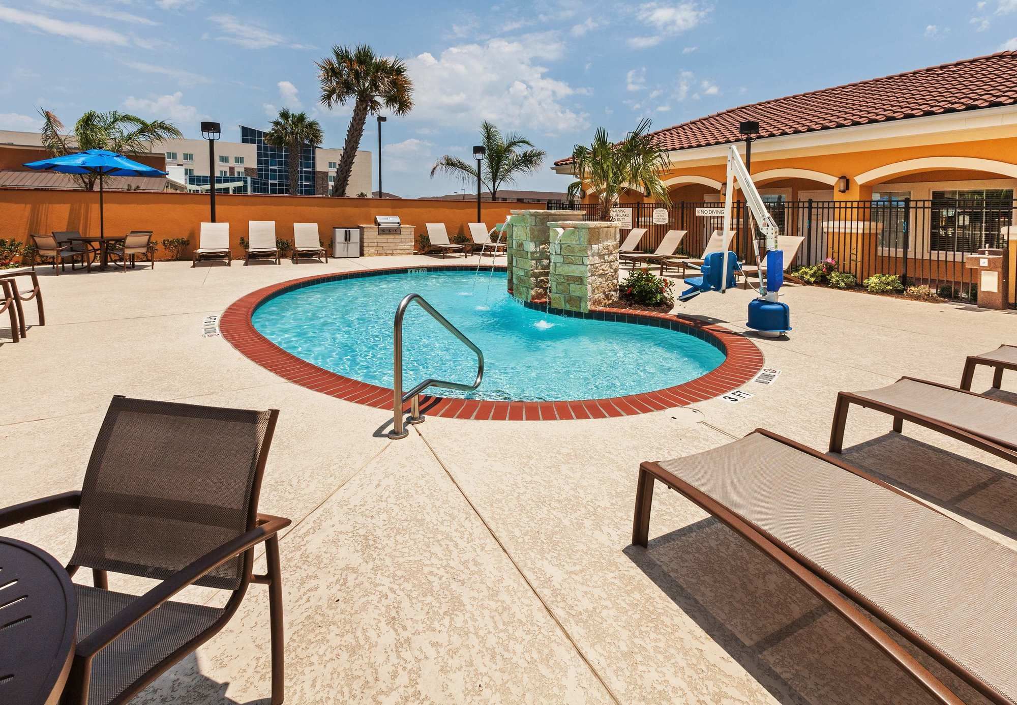 Фото Towneplace Suites Corpus Christi