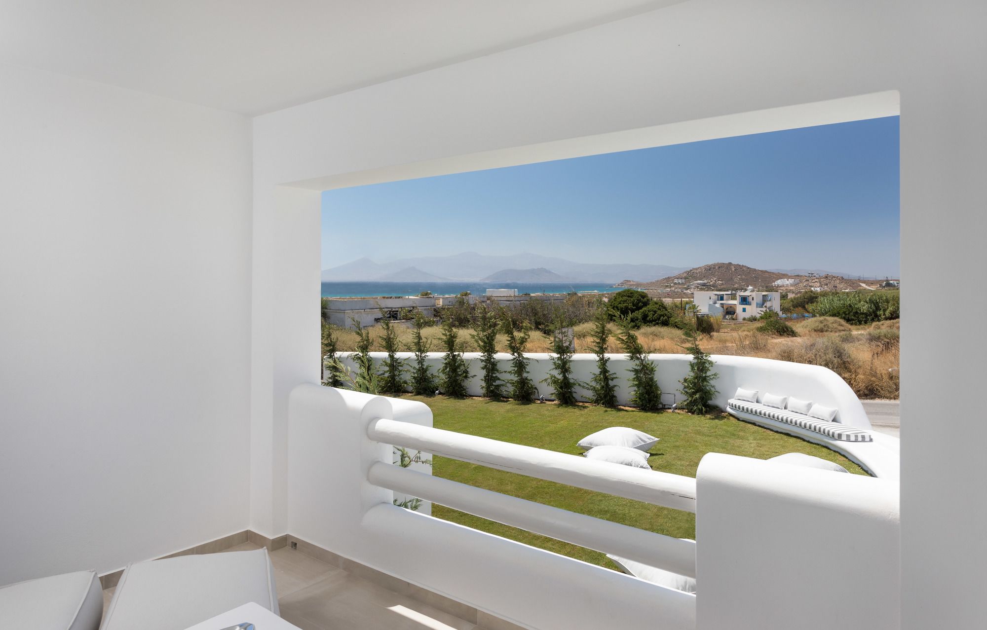 Фото 18 Grapes Hotel