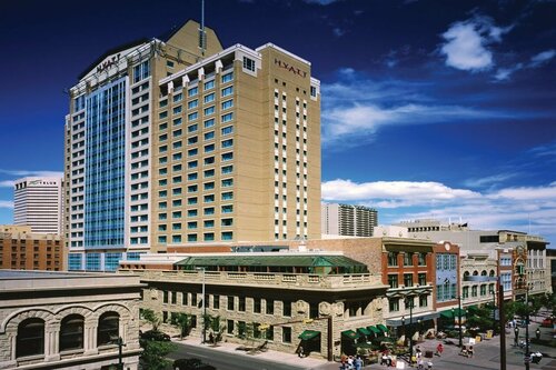 Внешний вид отеля Hyatt Regency Calgary в Калгарях, фото 3