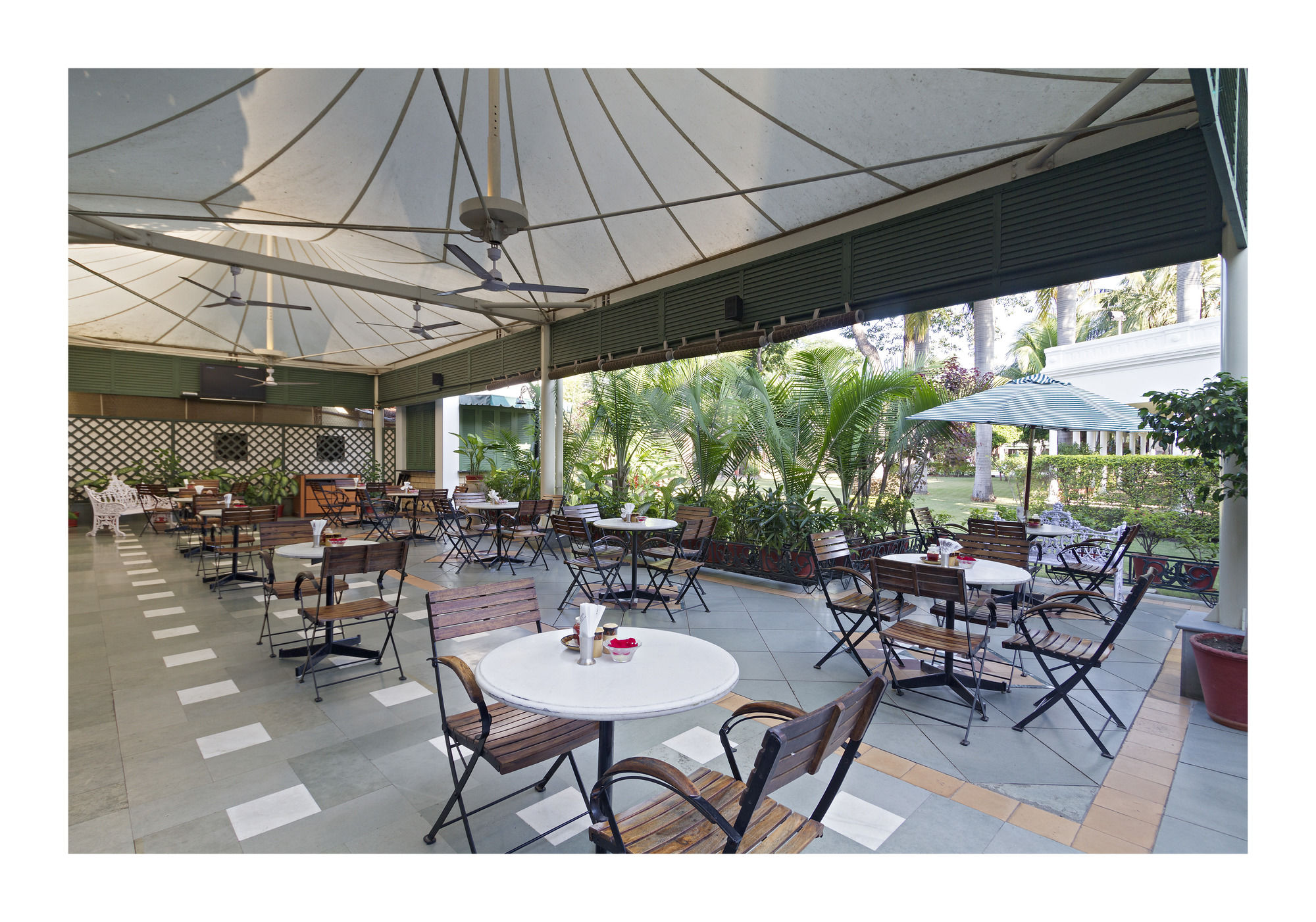 Фото Jehan Numa Palace Hotel