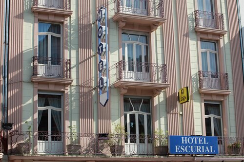 Гостиница Отель Escurial в Меце