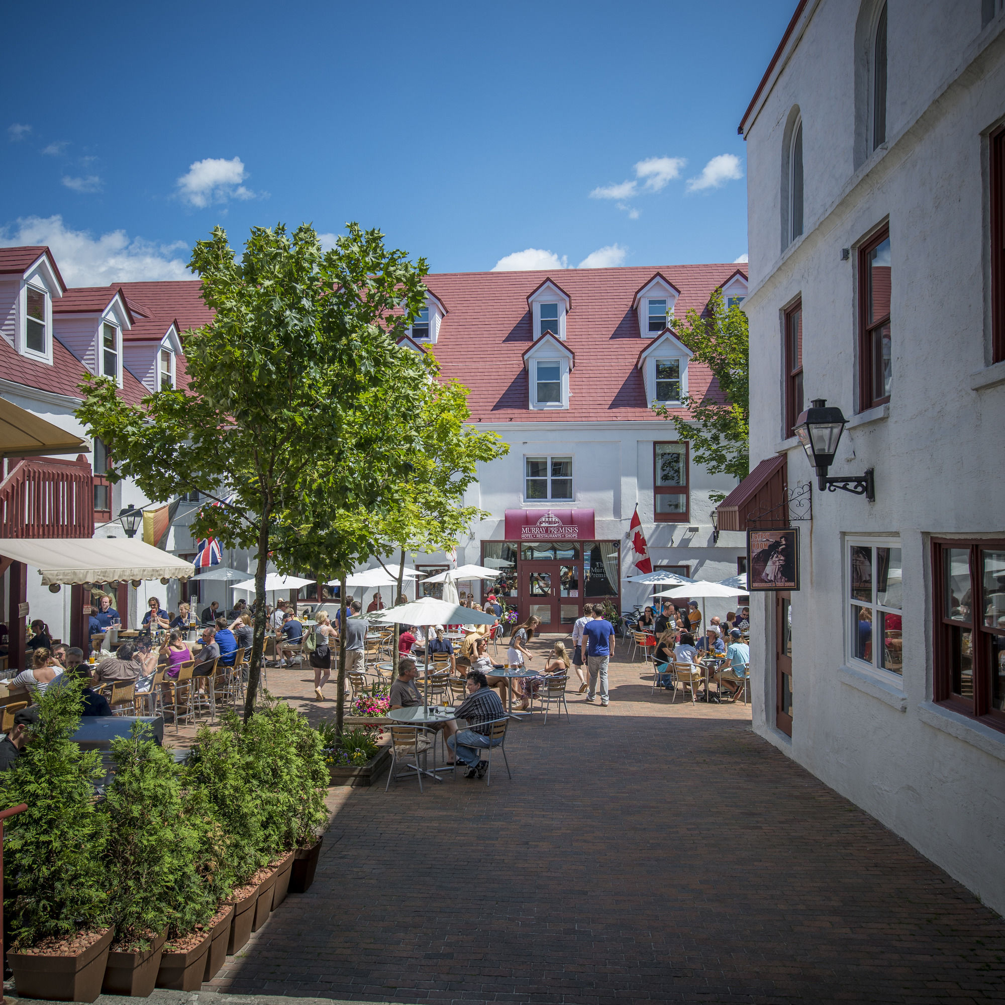 Фото The Murray Premises Hotel