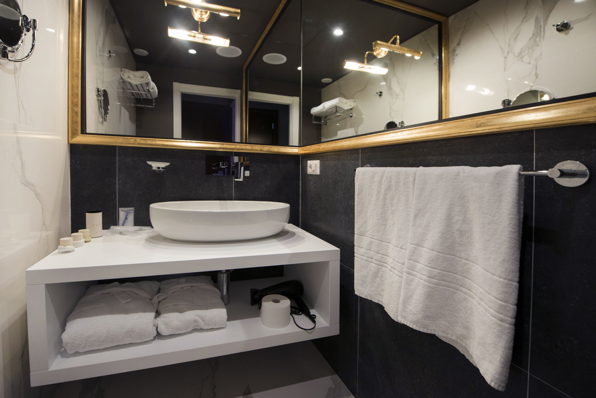 Фото Torre Argentina Relais