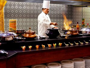 Гостиница Grand Mercure Vadodara Surya Palace