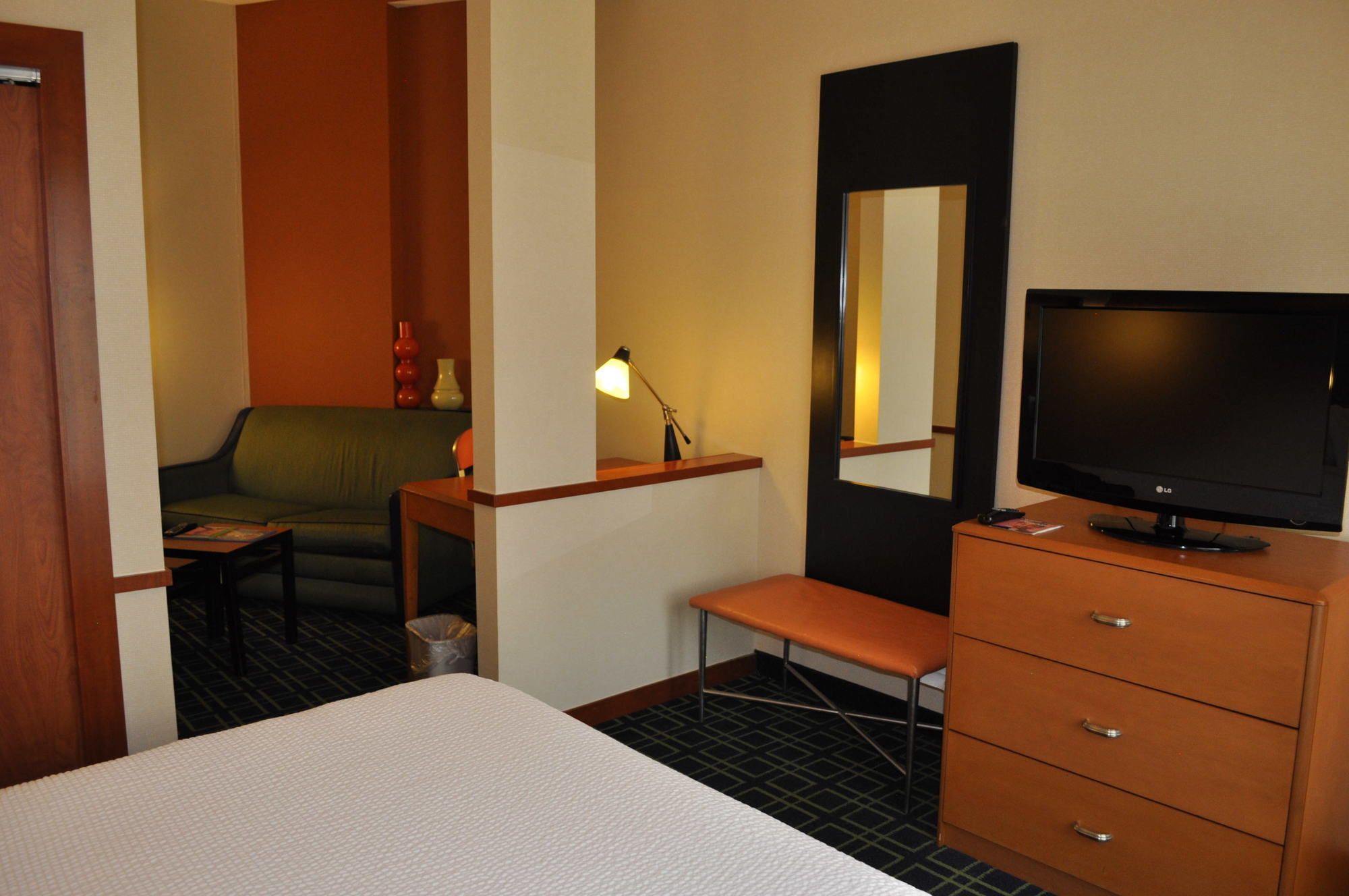 Фото Fairfield Inn & Suites by Marriott Columbia