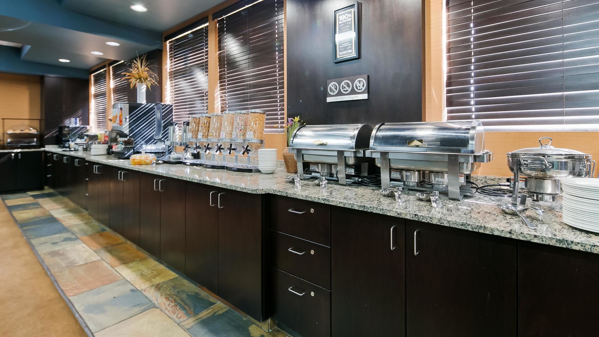 Фото Best Western Bonnyville Inn & Suites