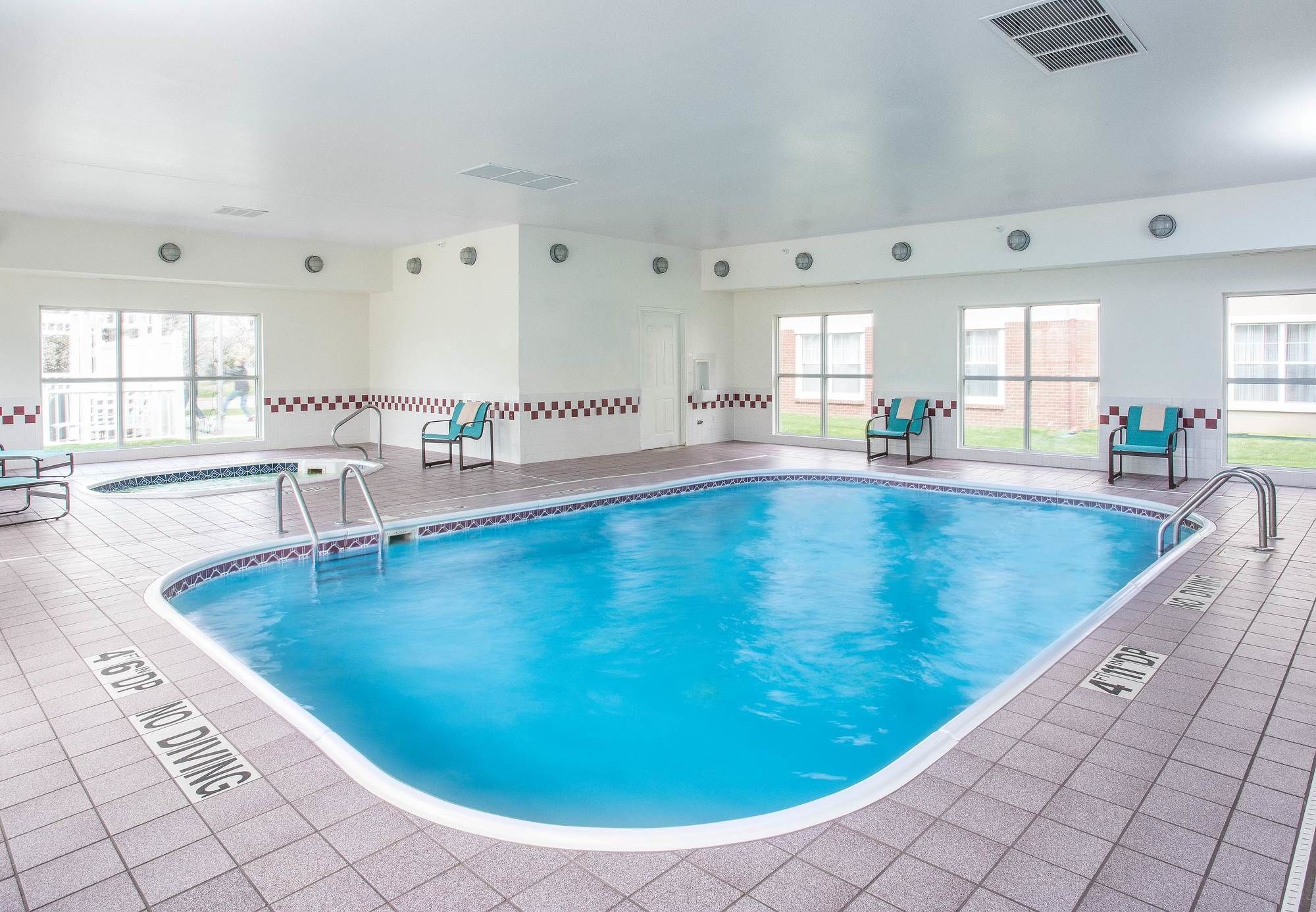 Фото Residence Inn by Marriott Topeka