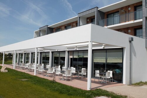 Гостиница Best Western Plus Hotel Les Rives Du Ter в Лорьяне