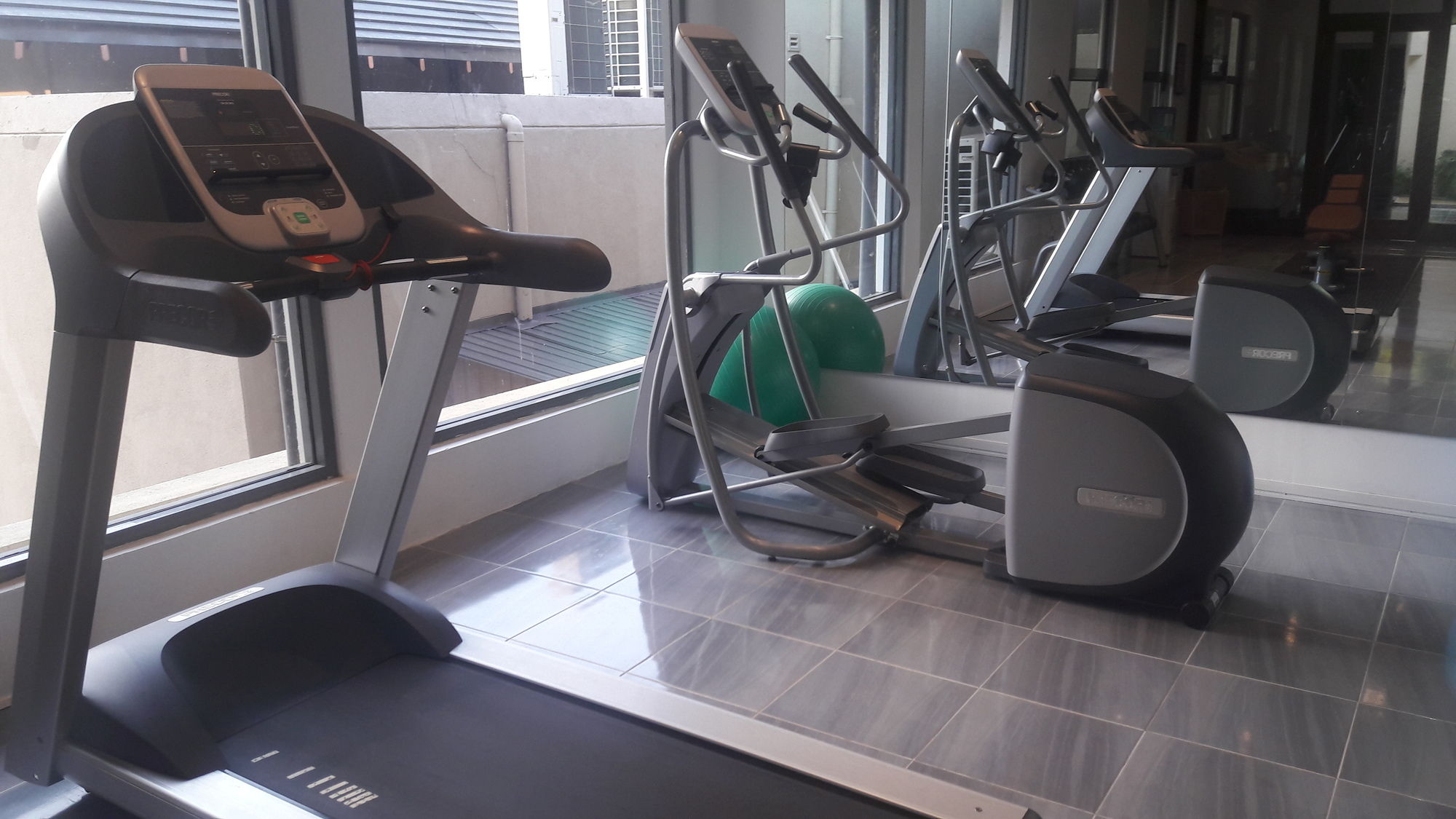 Фото Earl's Regent Kandy