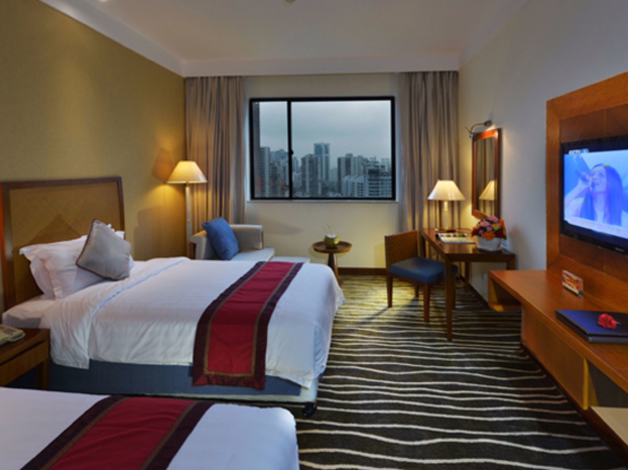 Фото Baohua Harbour View Hotel