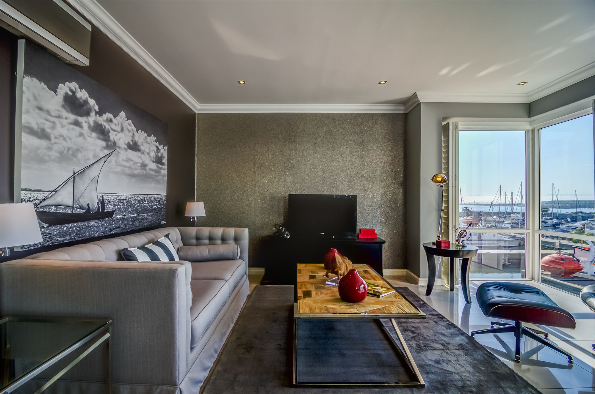 Фото The Granger