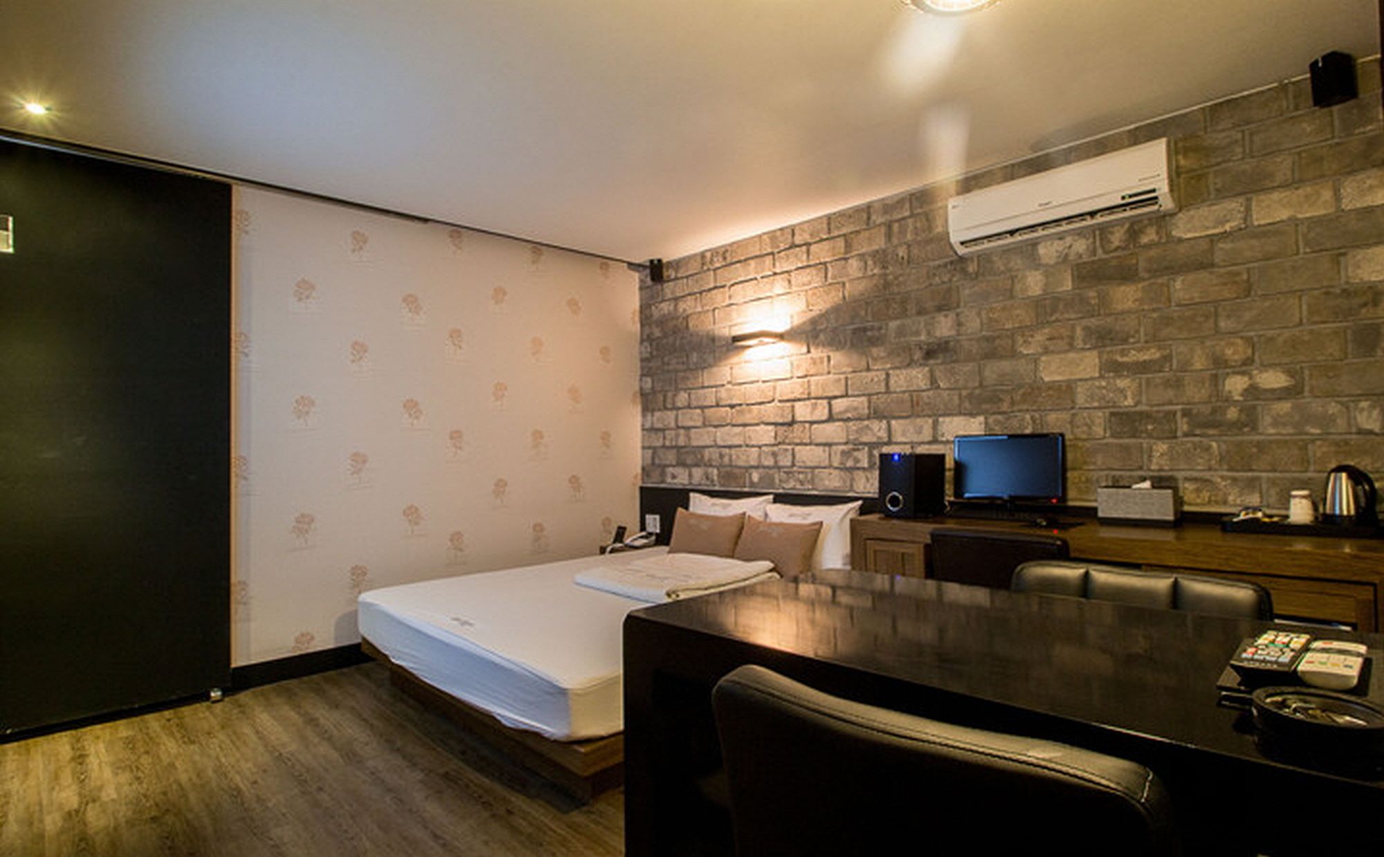 Фото Gary Cooper Hotel