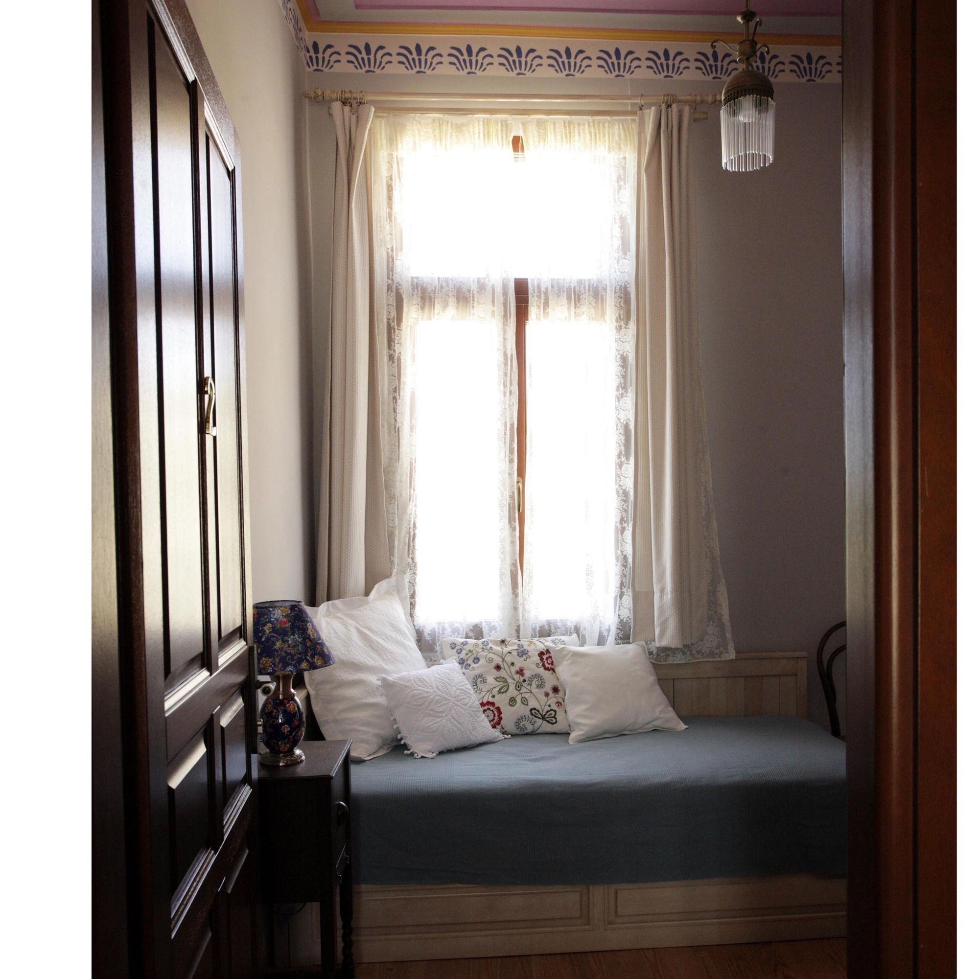 Фото Traditional Hotel Ianthe