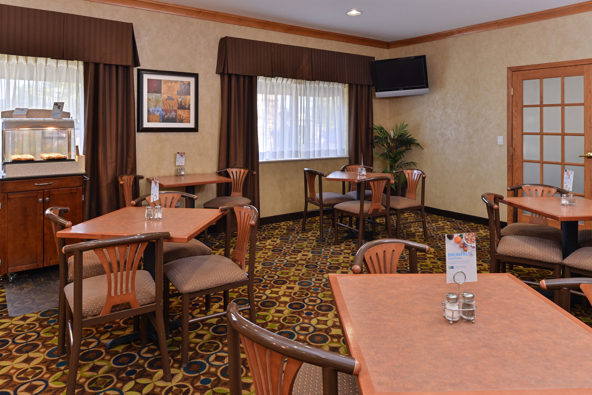 Фото Clarion Pointe Medford