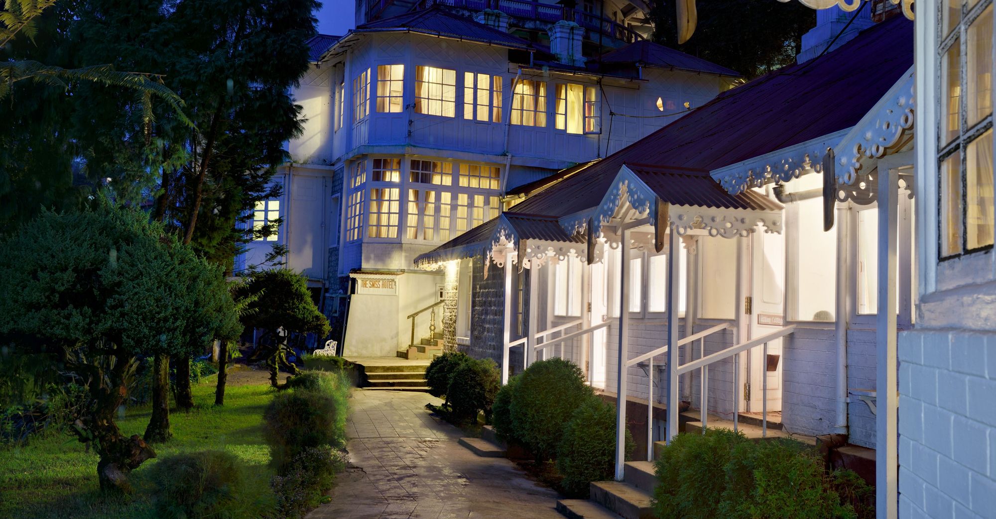 Фото Summit Swiss Heritage Hotel & SPA