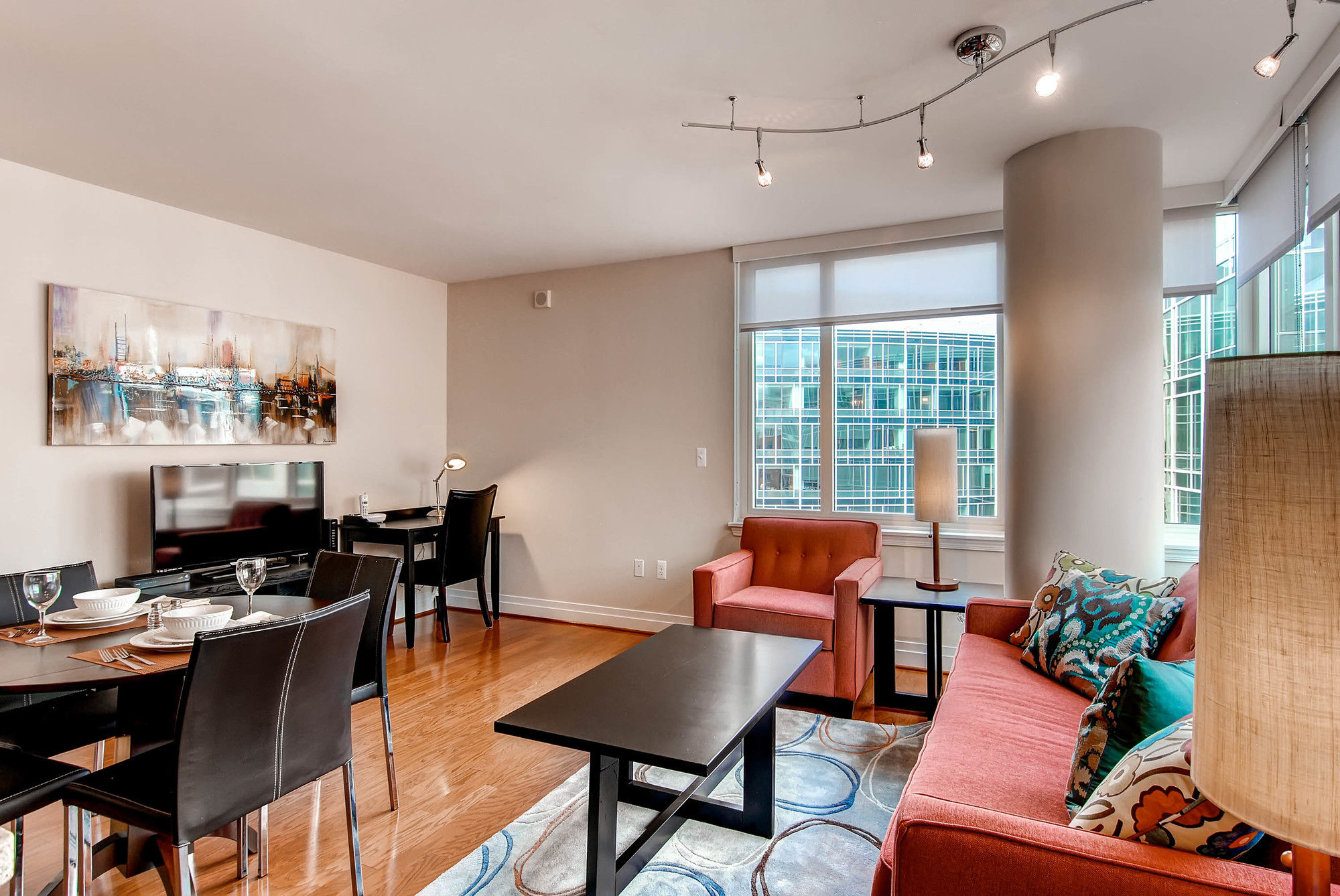 Фото Global Luxury Suites at Foggy Bottom