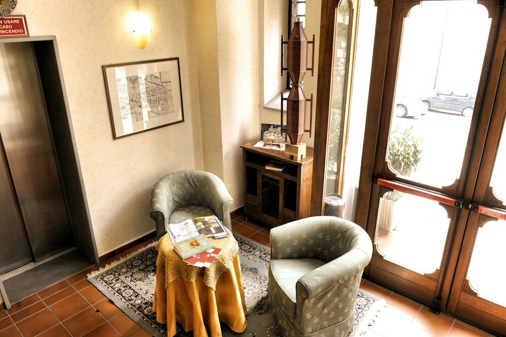 Фото Hotel Gattapone