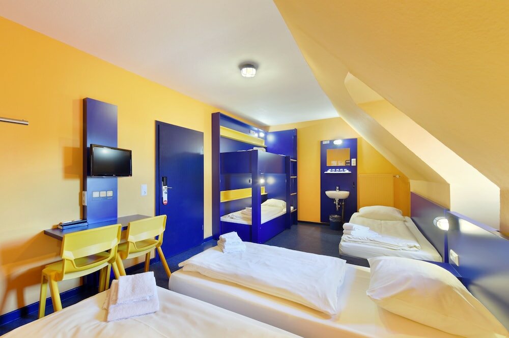 Фото Bed'nBudget Expo-Hostel