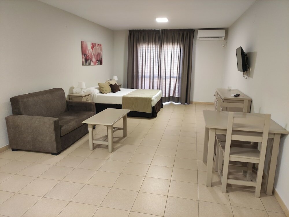 Фото Apartamentos Puerta del Sur