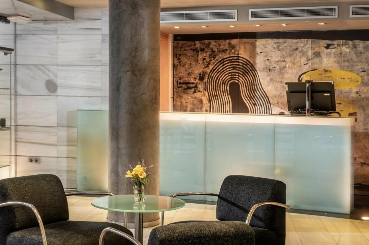 Фото Hotel Madanis